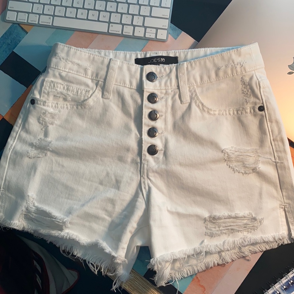 Joe’s Jeans White Highrise Shorts